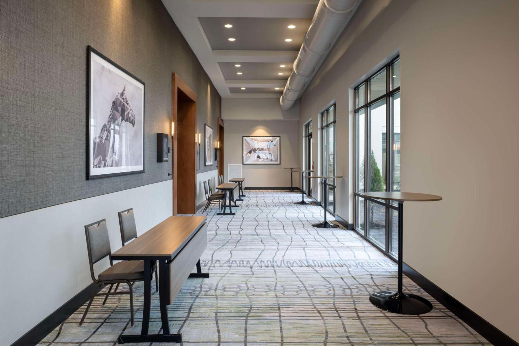 Embassy By Hilton Bowling 4* Bowling Green